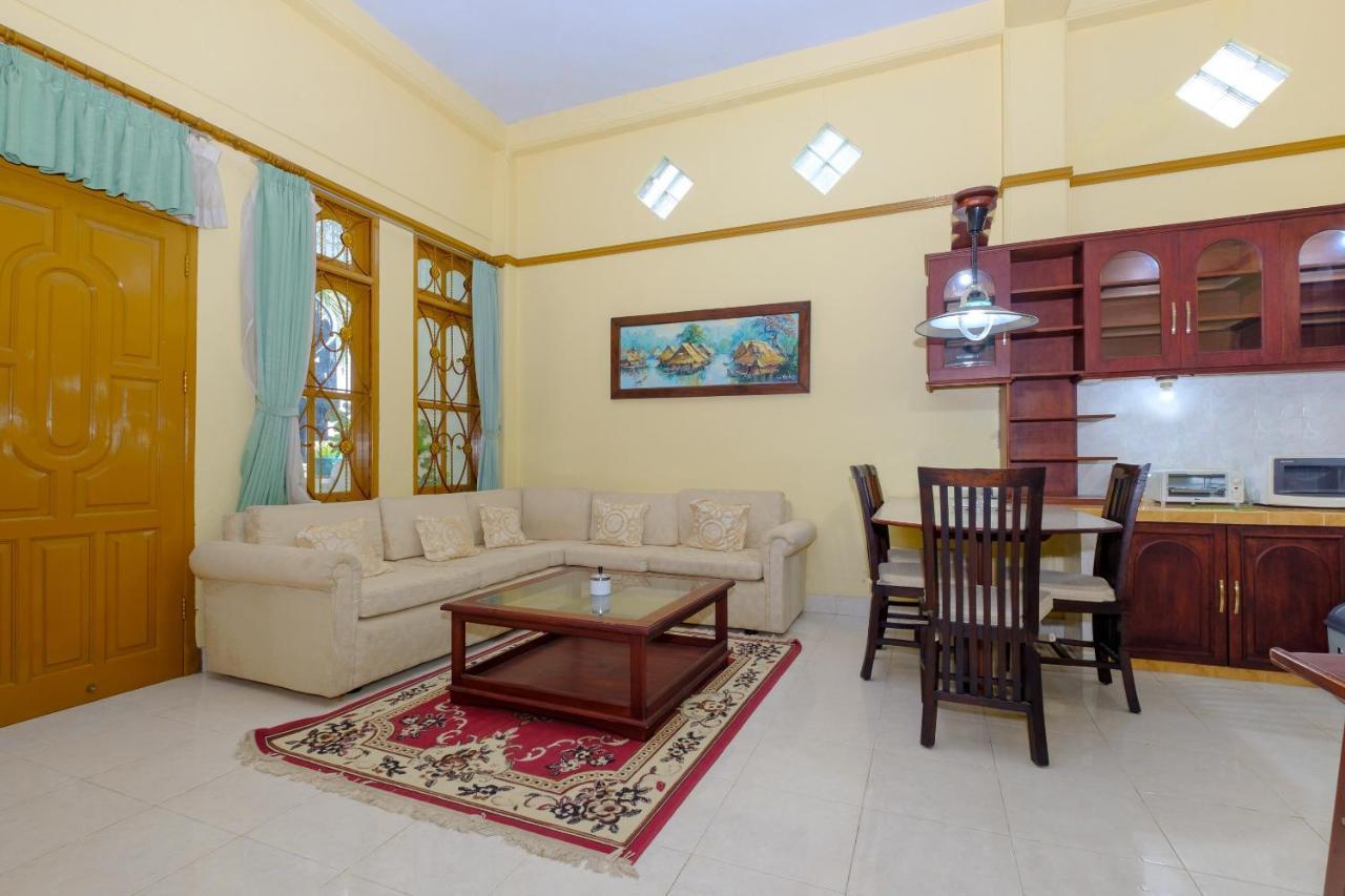 Oyo 3088 Green Valley House Senggigi Exterior foto